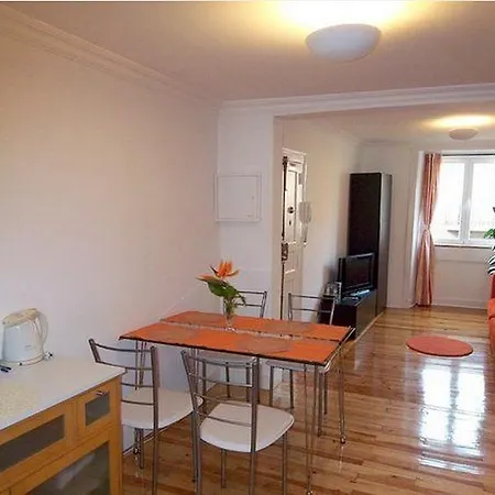 Estrela Cozy Apartment * Lisbon