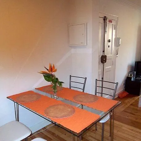 Estrela Cozy Apartment * Lisbon